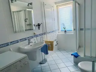 Ferienwohnung Mimosa – Badezimmer